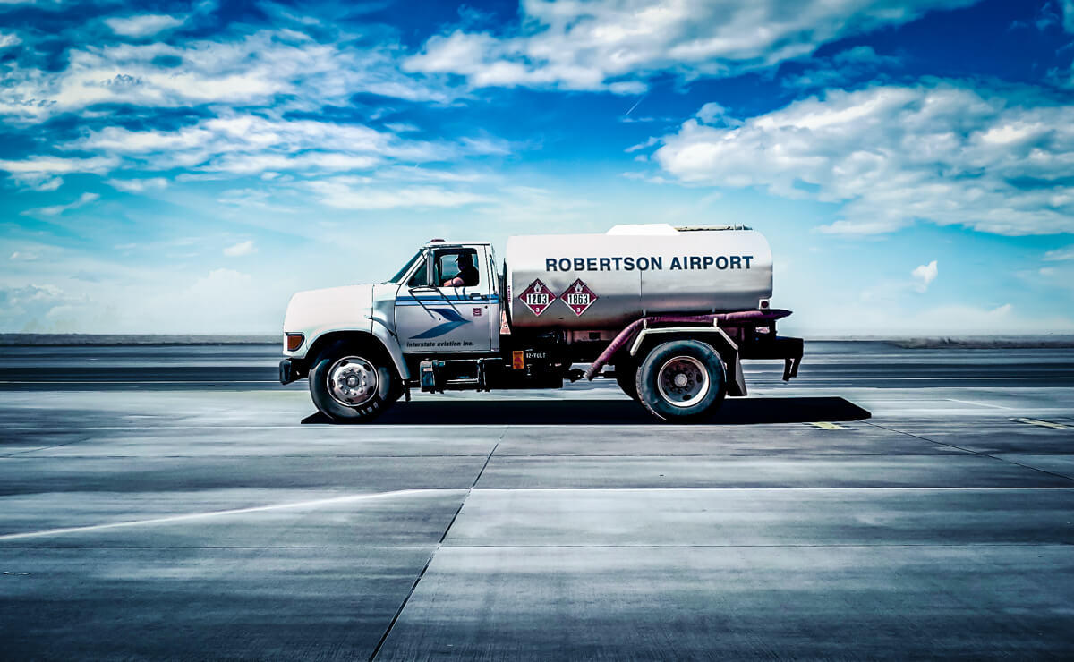 Fuel truck Robertson airport 03
